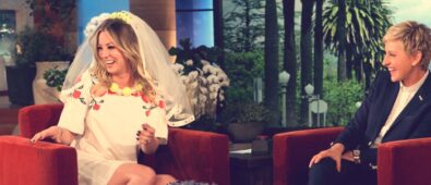 Kaley Cuoco se casa en el programa de Ellen DeGeneres
