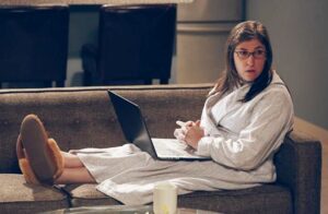 El final de la temporada 10: Detrás de escenas con Mayim Bialik