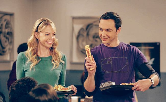 Antes del «emocionante» final de la temporada 10, habla el productor ejecutivo de The Big Bang Theory, Steve Molaro