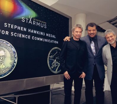 The Big Bang Theory recibe la Medalla Stephen Hawking a la difusión de la ciencia