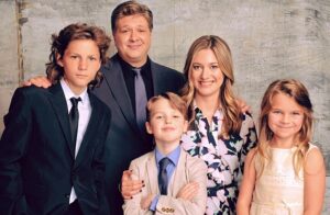 Young Sheldon obtiene una temporada completa en CBS luego de su sólido estreno