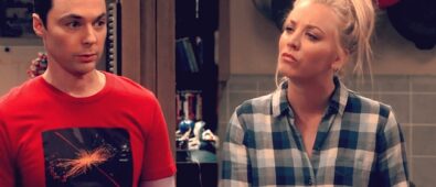 Penny le cierra la boca a Sheldon, cuando este trata de avergonzarla por su pasado, en The Big Bang Theory