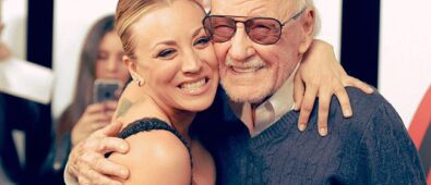 Kaley Cuoco y su emotivo adiós a de Stan Lee… y el de otros integrantes de The Big Bang Theory, también