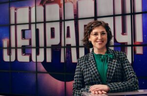 Actriz de The Big Bang Theory debuta como presentadora invitada de Jeopardy