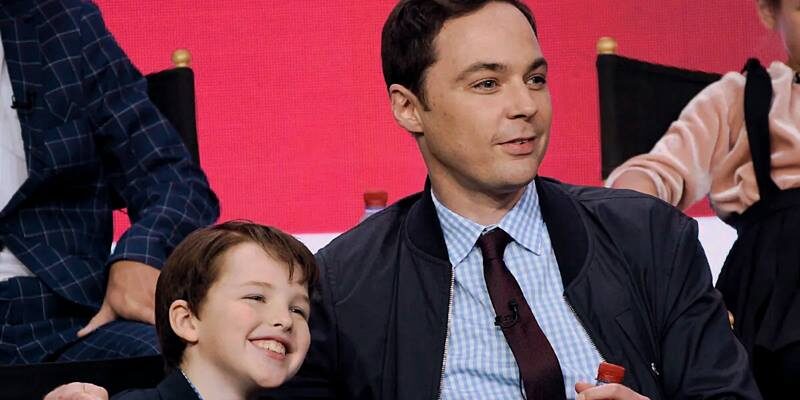 Young Sheldon crece, tras 100 episodios afronta historias más maduras