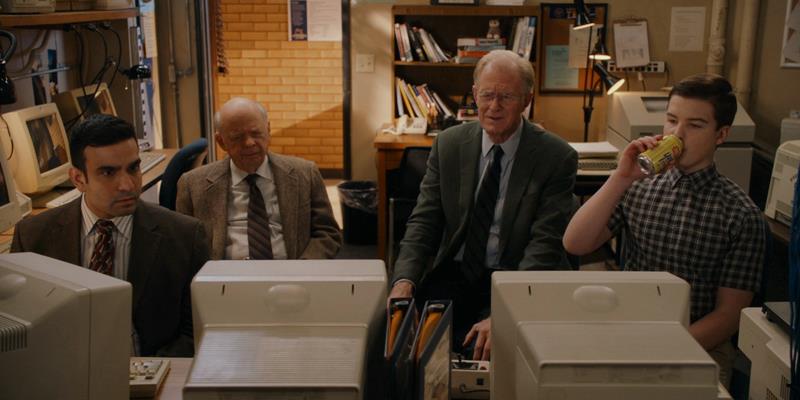 Young Sheldon 6x18 Buscando exoplanetas