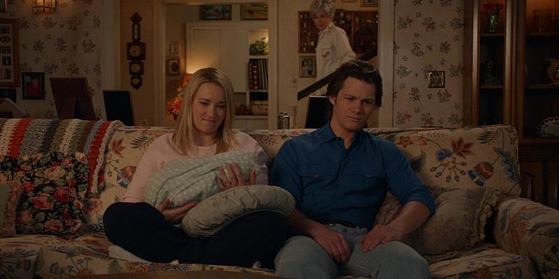 Young Sheldon 6x18 Propuesta matrimonio Georgie y Mandy