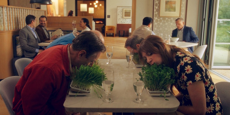 Stuart Fails 1x05 Comiendo vegetales